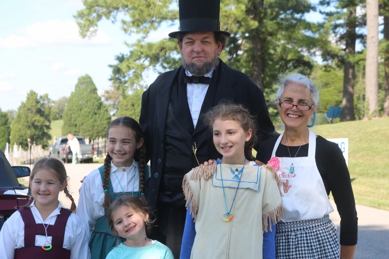 President Lincoln with young historical presenters